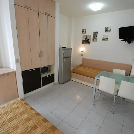아파트 Locazione Turistica Internazionale.5 *