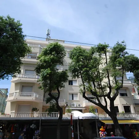 公寓 Locazione Turistica Internazionale.5 *